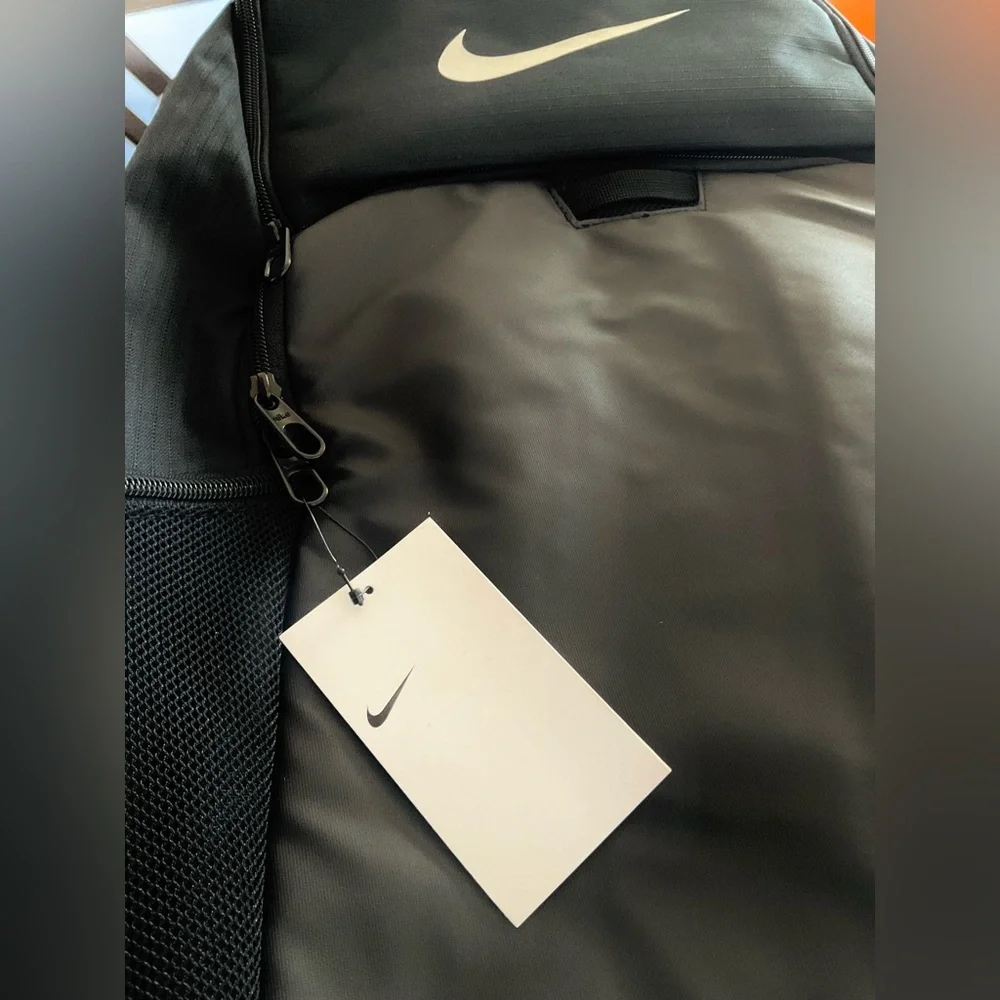 Nike
Men's Brasilia 9.5 Training Backpack 
(Extra Large, 30L) - Picture 13 of 16